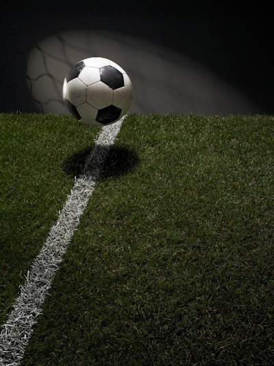 مباراةالأهليوريالمدريدمواجهةتاريخيةبينعمالقةالكرة